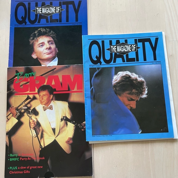 Barry Manilow 10 fan club magazine/ newsletter set - 1990-1994. VG condition. - Picture 4 of 4